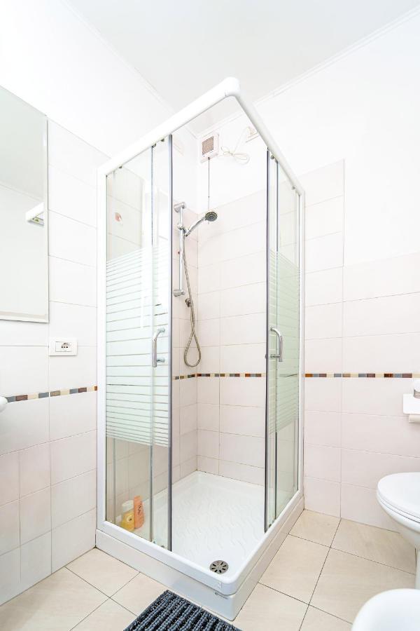 Central 700 Square Fructus Plaza - Eva Apartment Timisoara Exterior photo